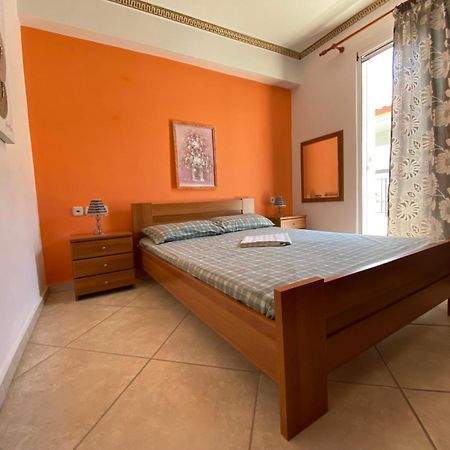 Roula Apartment Неи Порои Екстериор снимка