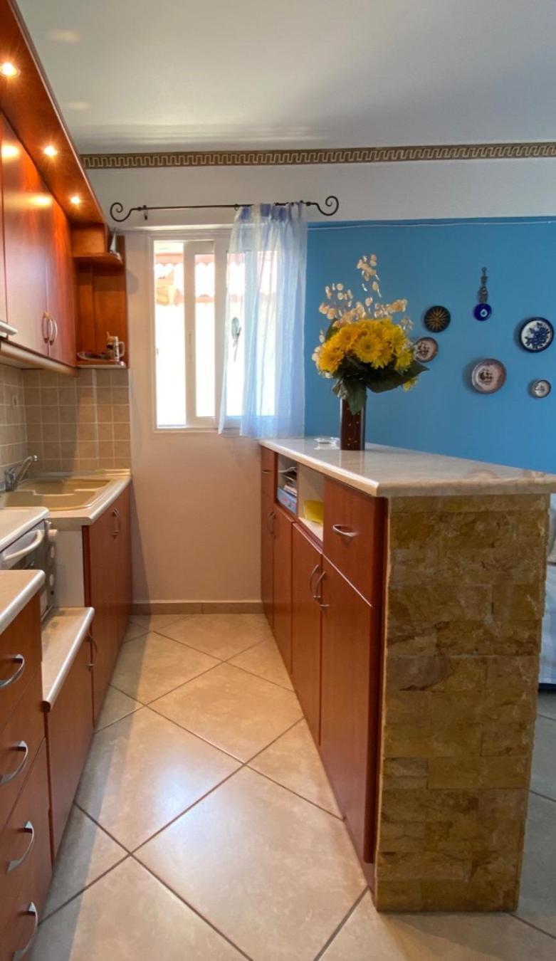 Roula Apartment Неи Порои Екстериор снимка